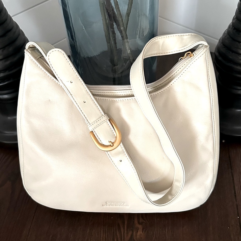 Genuine Leather - full zip Handbag